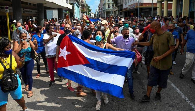 Protesto a favor do governo em Havana