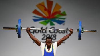 Julius Ssekitoleko, um levantador de peso de 20 anos da Uganda, não conseguiu se classificar para os Jogos