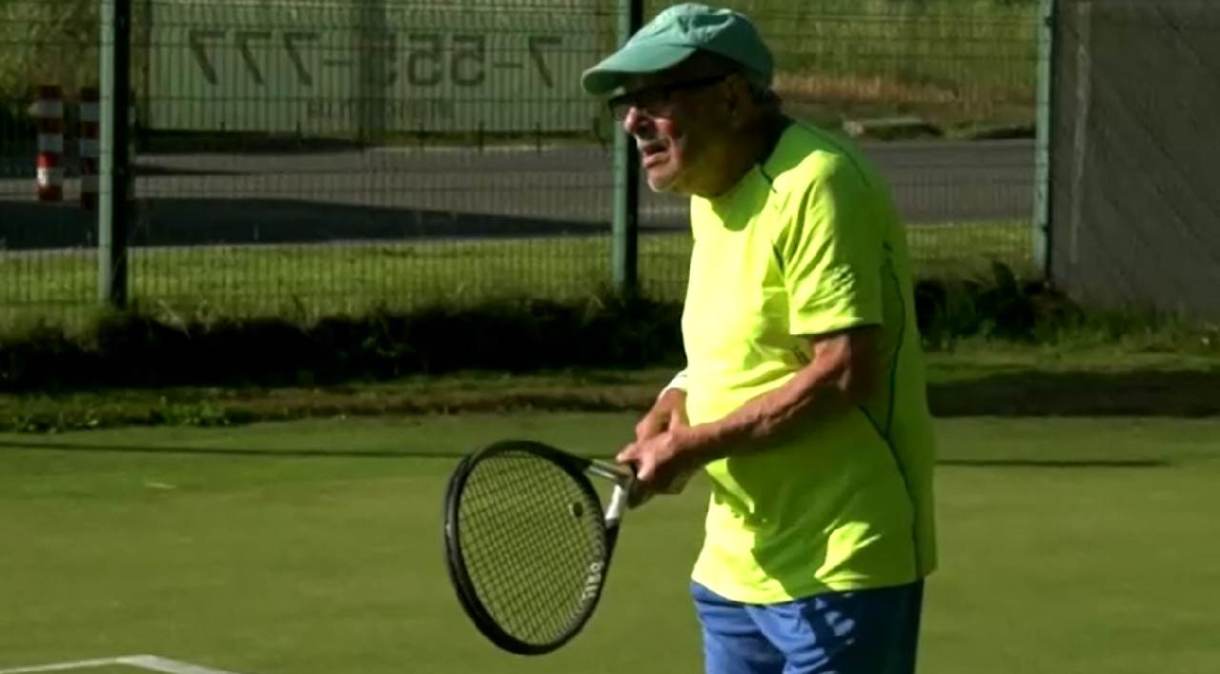 Título de jogador de tênis mais velho do mundo é de Leonid Stanislavskyi, de 97 anos