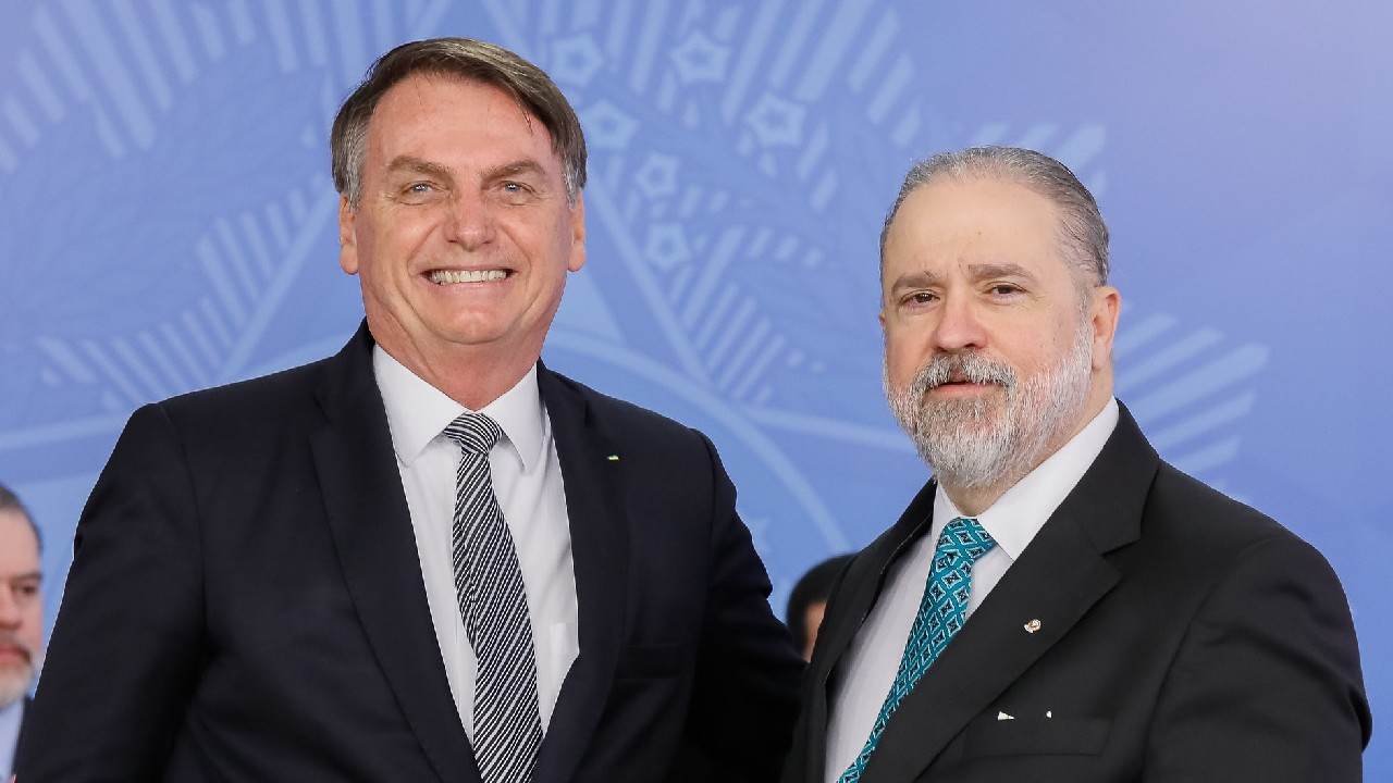 Presidente Jair Bolsonaro e Augusto Aras, procurador-geral da República