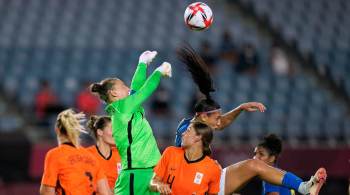 Partida entre seleções mais fortes do grupo F das Olimpíadas termina em 3 a 3; Ludmila, Marta e Debinha balançaram as redes pela seleção brasileira