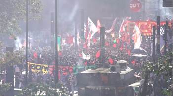 Manifestantes pediram o impeachment do presidente da República e defenderam a vacinação contra a Covid-19