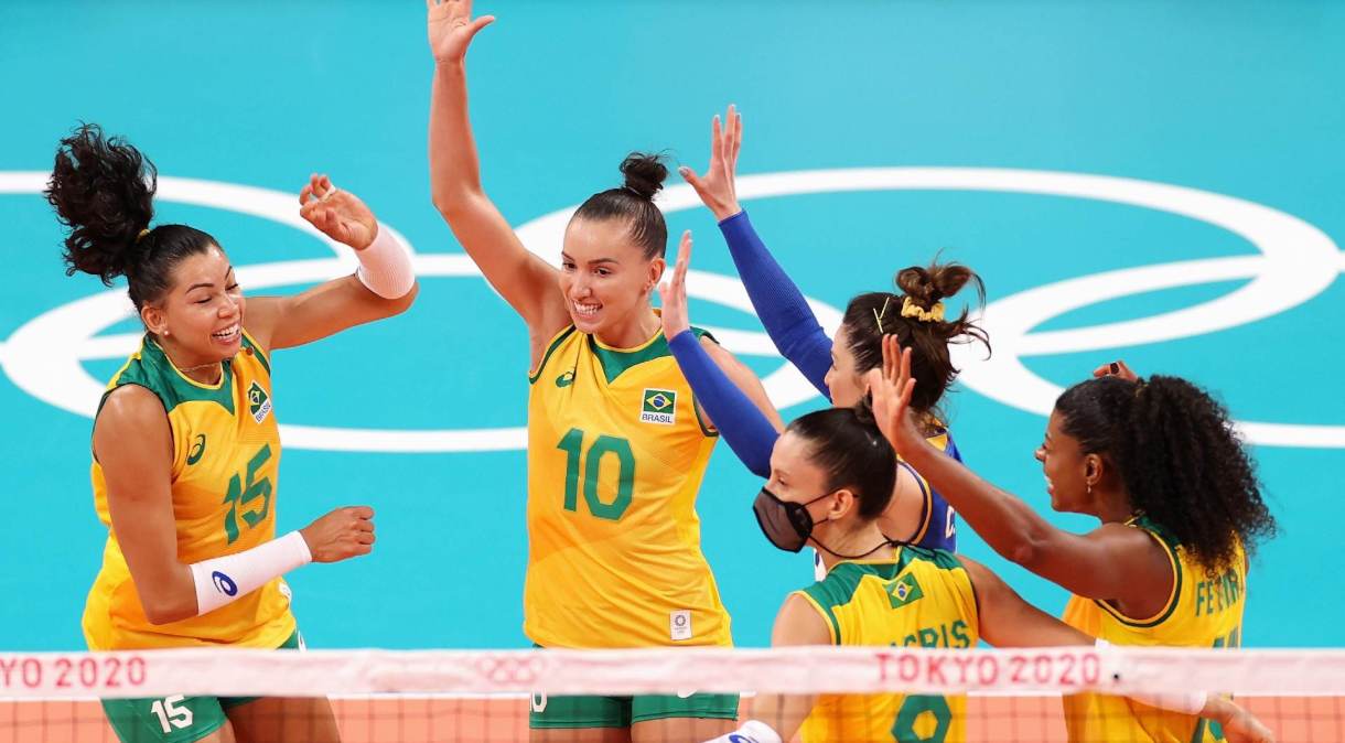 Brasil passou fácil pela Coreia do Sul na estreia do vôlei feminino: 3 sets a 0