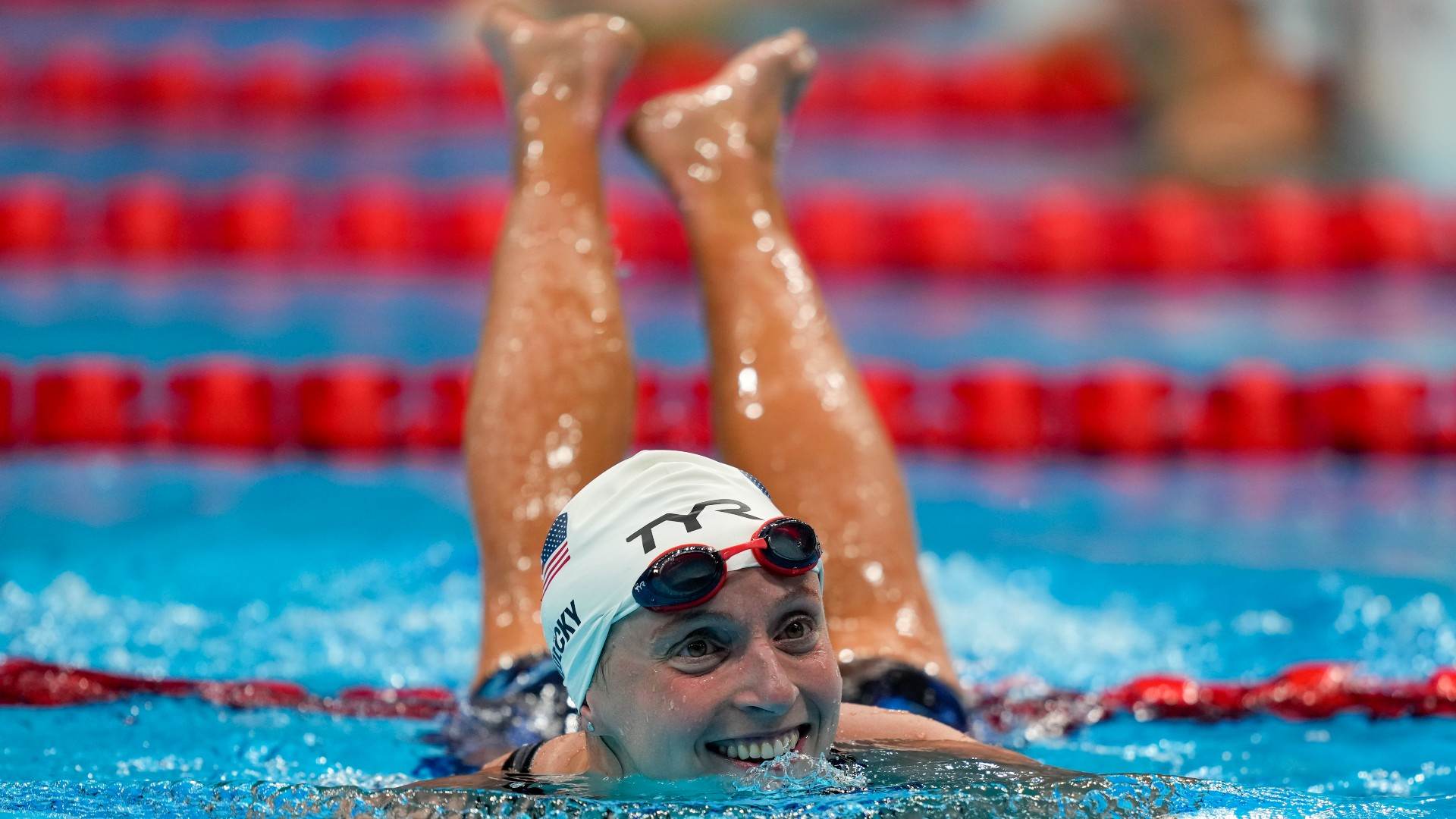 Katie Ledecky (EUA) sorri depois da bateria de classificação dos 400m livre