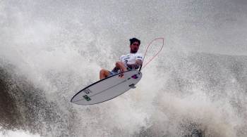 Brasileiro derrotou o francês Michel Bourez por 15,33 a 13,66, na praia de Tsurigasaki, palco da modalidade no evento