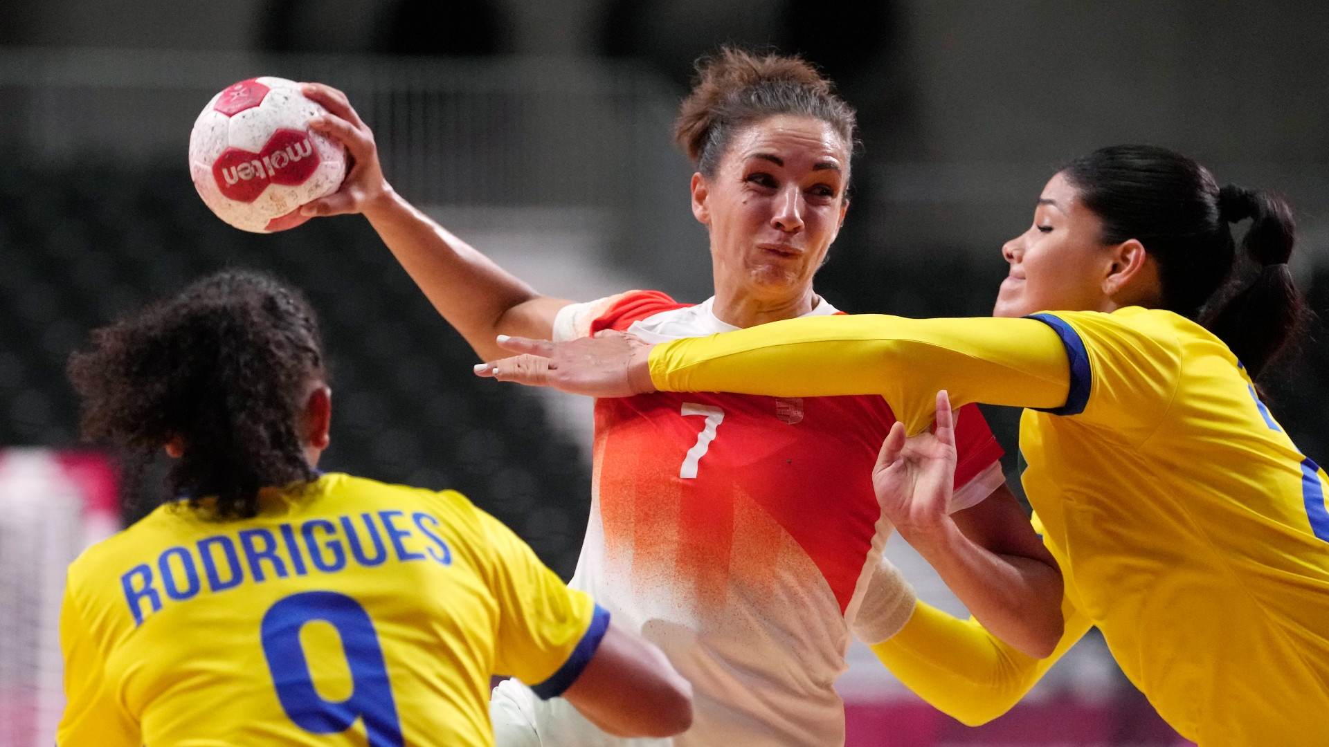 Brasileiras conseguiram sua primeira vitória no handebol