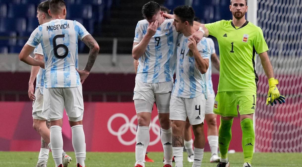 Jogadores da Argentina lamentam empate com Espanha e eliminação nas Olimpíadas