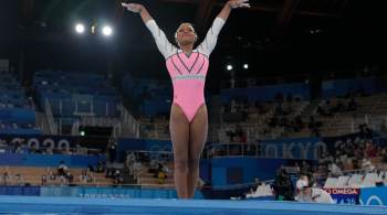 Únicos brasileiros que já ganharam o ouro na ginástica artística estão nas decisões do solo e das argolas; Caio Souza disputa final no salto