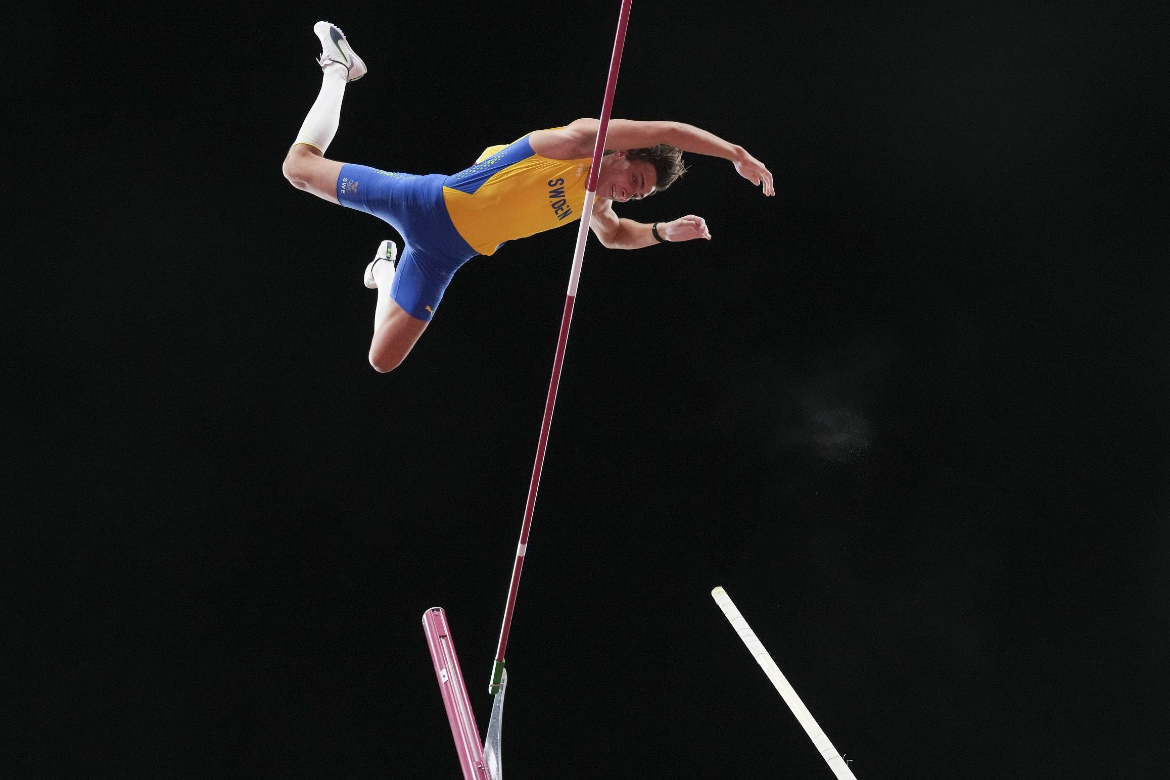 Armand Duplantis foi medalha de ouro na prova do salto com vara das Olimpíadas