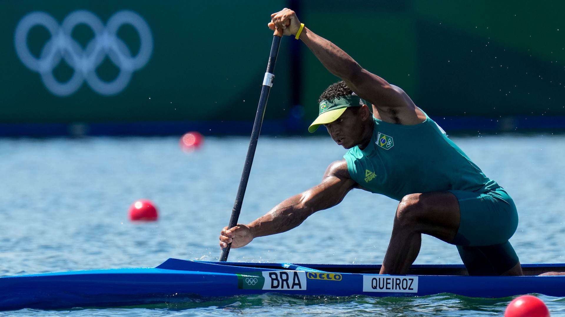 Isaquias Queiroz nas eliminatórias da prova individual da canoagem nos Jogos Olí