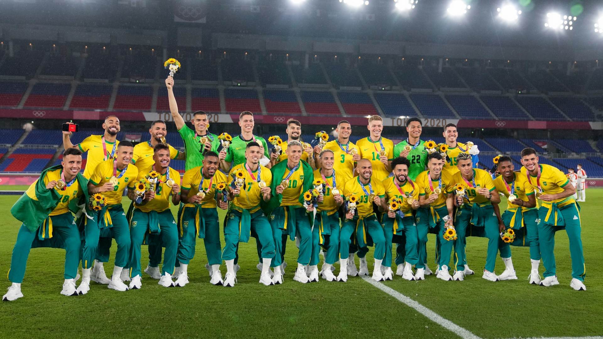Após 62 anos de jejum, Brasil conquista ouro no futebol nos Jogos de 2016 e 2020