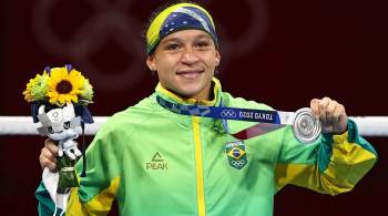 Beatriz Ferreira descarta boxe profissional e vai seguir na modalidade olímpica para ganhar o ouro nos Jogos Olímpicos de Paris-2024