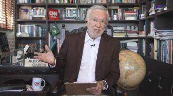 No quadro Liberdade de Opinião desta terça (17), o jornalista avaliou a declaração do ex-presidente Lula de que as Forças Armadas não devem se meter em política