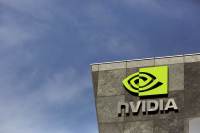 Ação da Nvidia sobe com previsão de receita e hegemonia no mercado de IA