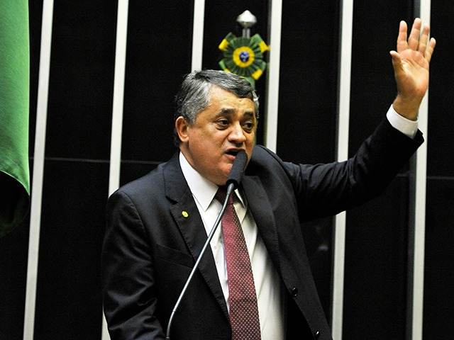 José Guimarães é líder do governo na Câmara