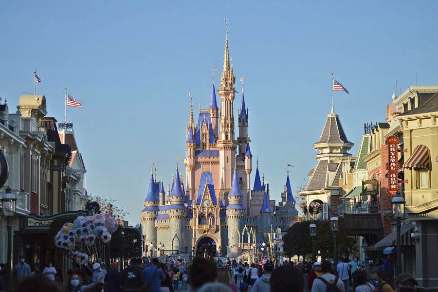 Castelo da Cinderela na Magic Kingdom, parque do Walt Disney World Resort em Orlando, na Flórida (Foto: Wikimedia Commons)