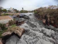 Rio Tietê tem lama e peixes mortos em Salto, segundo vice-prefeito da cidade