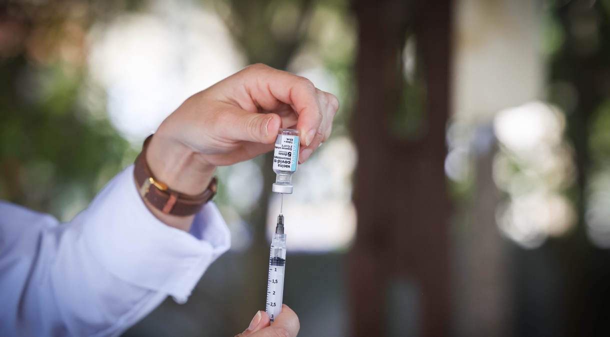 Brasil registra 70 milhões de pessoas vacinadas com duas ou dose única da vacina contra a Covid-19