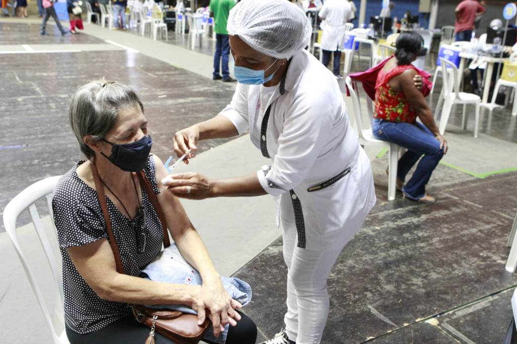 Vacinação contra a Covid-19 em Minas Gerais