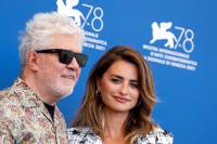 Almodóvar abre Festival de Veneza com homenagem a desaparecidos na ditadura de Franco