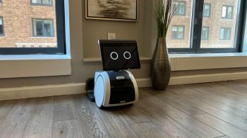 Primeiro robô doméstico da varejista, Astro, está sendo apresentado após quatro anos de desenvolvimento