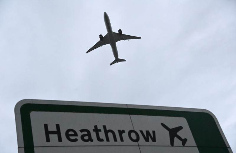 Aeroporto de Heathrow, em Londres, perdeu o posto de aeroporto mais movimentado da Europa