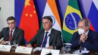 Em cúpula do Brics, Bolsonaro destaca parceria com China para vacinas