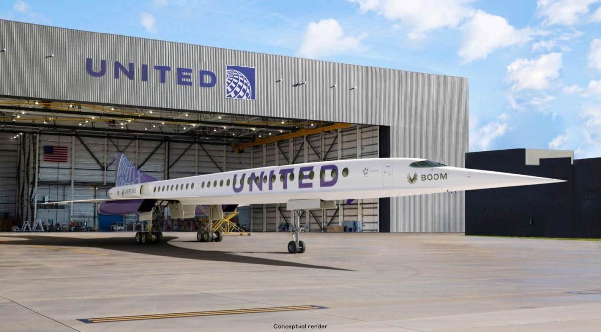 United Airlines recebe maior multa por atraso em pista de voo