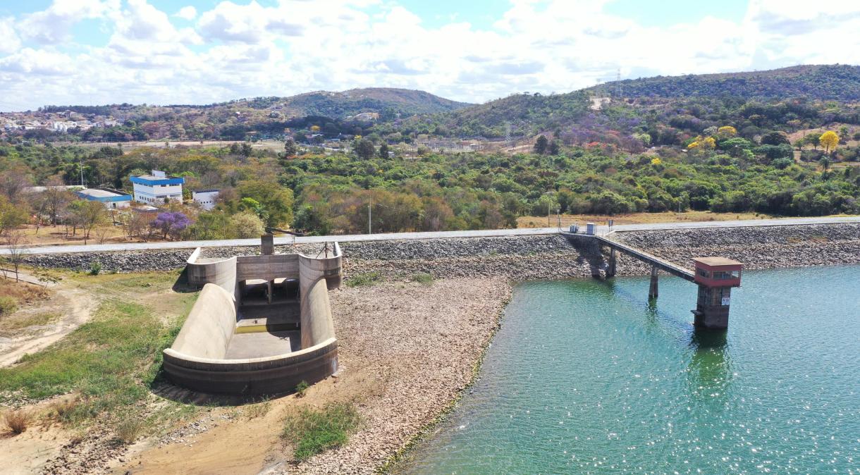 Represa de Vargem das Flores, entre as cidade de Betim e Contagem, MG: com 65% da capacidade, o reservatório registra o menor nível em 19 meses