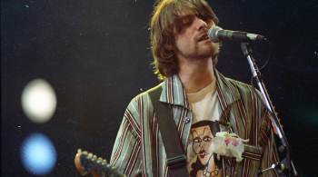 "Moments That Shook Music: Kurt Cobain" visa desmistificar as circunstâncias de sua morte do vocalista do Nirvana