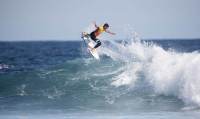 Gabriel Medina é tricampeão do Circuito Mundial de surfe