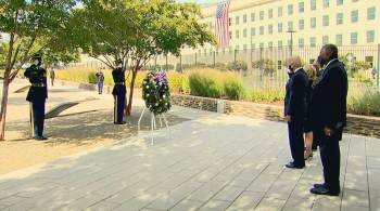 Presidente depositou coroa de flores em silêncio e concluiu agenda de seu primeiro aniversário do atentado na liderança dos EUA