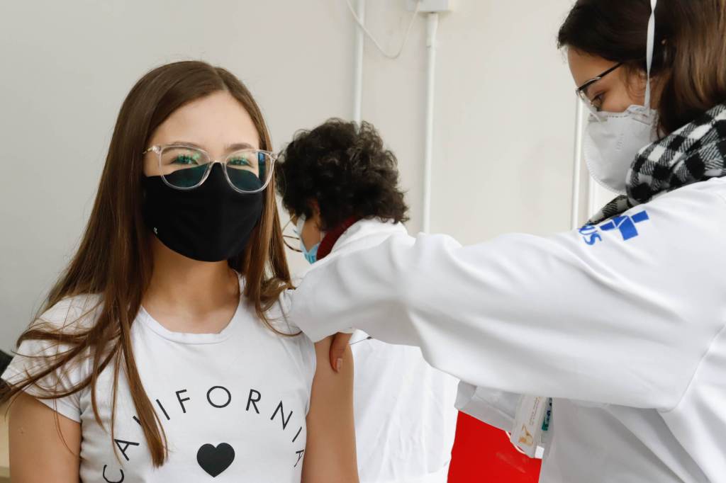 Vacinação de adolescentes contra a Covid-19 no Rio Grande do Sul