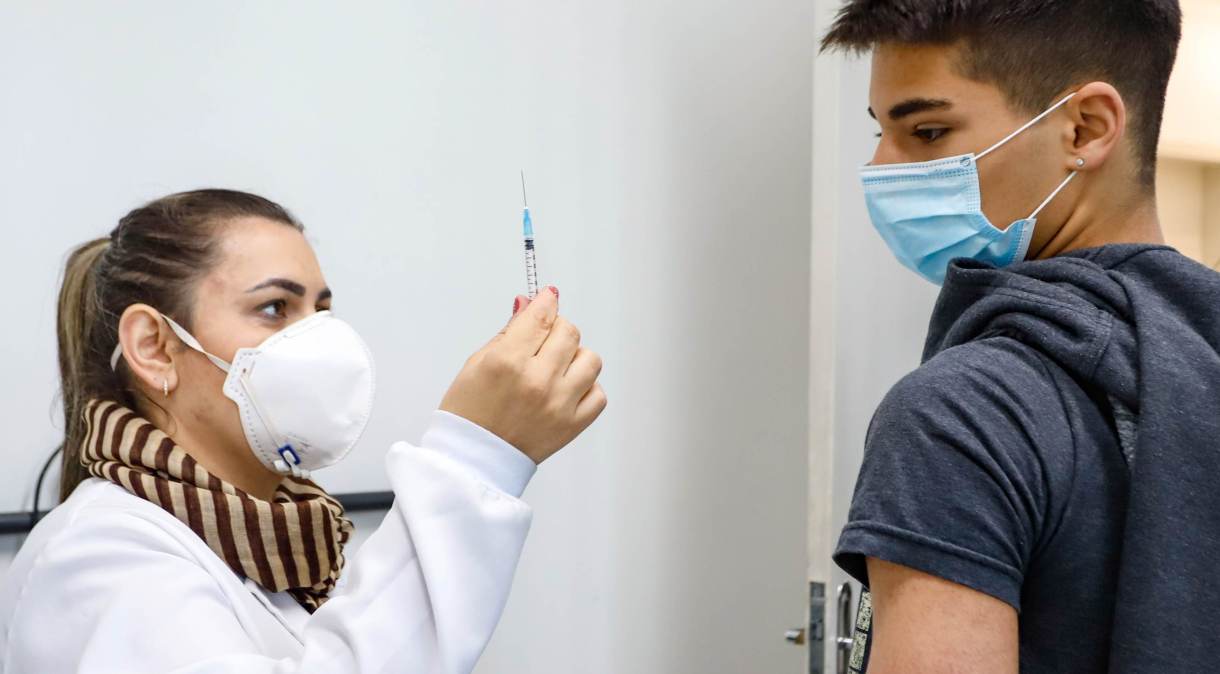 Vacinação contra a Covid-19 em Porto Alegre (RS)