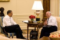 Colin Powell abriu portas para Barack Obama, diz jornalista