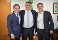 Ao lado de Ciro Nogueira, Bolsonaro recebe Mendonça e reafirma indicação ao STF