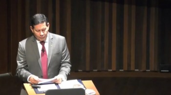 Vice-presidente discursou no pavilhão da sustentabilidade e pediu ajuda do setor privado e governos estrangeiros para preservação da floresta