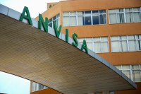 Anvisa publica nova suspensão para venda e uso de teste com saliva para Covid-19