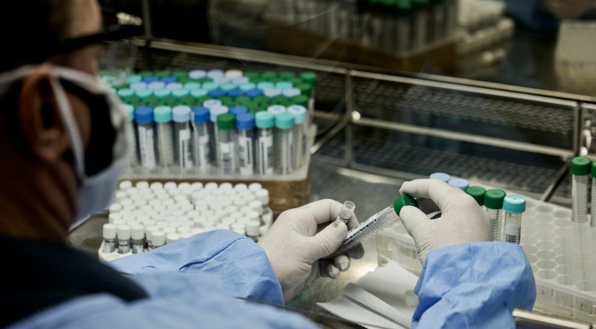 Sequenciamento genômico do novo coronavírus no Laboratório Central de Saúde Pública do Distrito Federal (Lacen-DF)