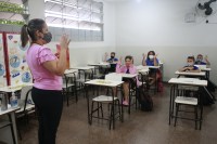 Pesquisa: Maior desafio de professores é com a saúde mental em volta presencial