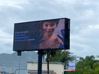 Pai de Henry Borel põe outdoors no Rio de Janeiro para homenagear filho