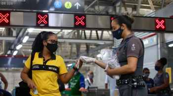 Em entrevista à CNN, médica afirmou que Brasil precisa focar em "minimizar possíveis danos" enquanto mais informações sobre a nova variante não são divulgadas