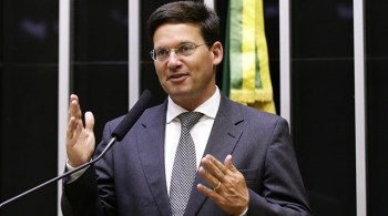 Como o Republicanos pretende apoiar ACM Neto para o governo baiano, o ministro da Cidadania negocia com o PL o lançamento de seu nome à gestão estadual