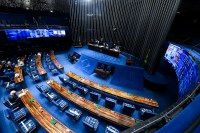 Para evitar risco de derrota, Planalto faz ofensiva sobre MDB da Câmara e do Senado