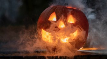 Halloween vem de um antigo festival pagão celebrado pelos celtas há mais de 2.000 anos, chamado Samhain