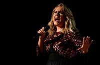 Adele fará shows em estádio "personalizado" na Alemanha