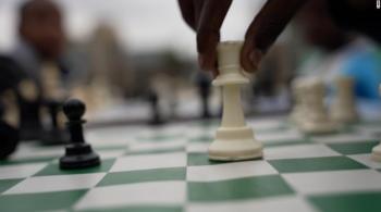 Assunto veio à tona depois que pentacampeão mundial Magnus Carlsen abandonou partida e acusou rival, Hans Niemann, de ilegalidades no jogo