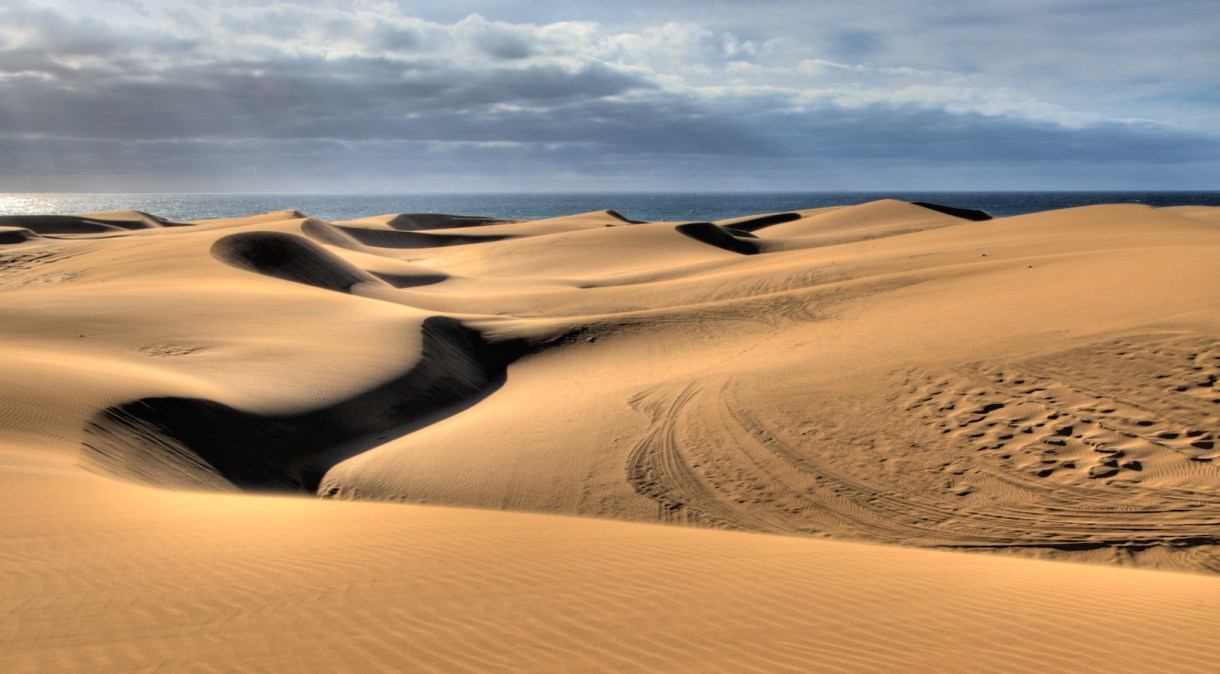 Dunas de areia em Gran Canária, ilha espanhola