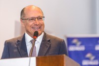 Próximo de deixar o PSDB, Alckmin deve esperar prévias para definir nova sigla