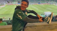 Piloto de Fórmula 1, Lando Norris acompanha jogo do Palmeiras no Brasileirão